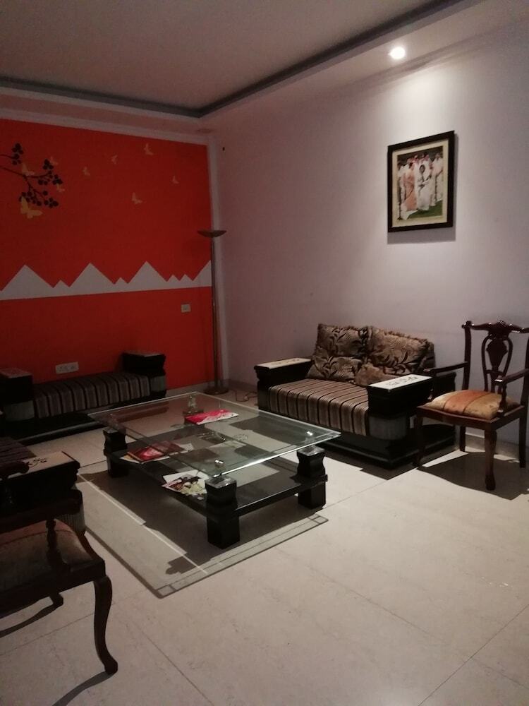 Hotel Navodayam