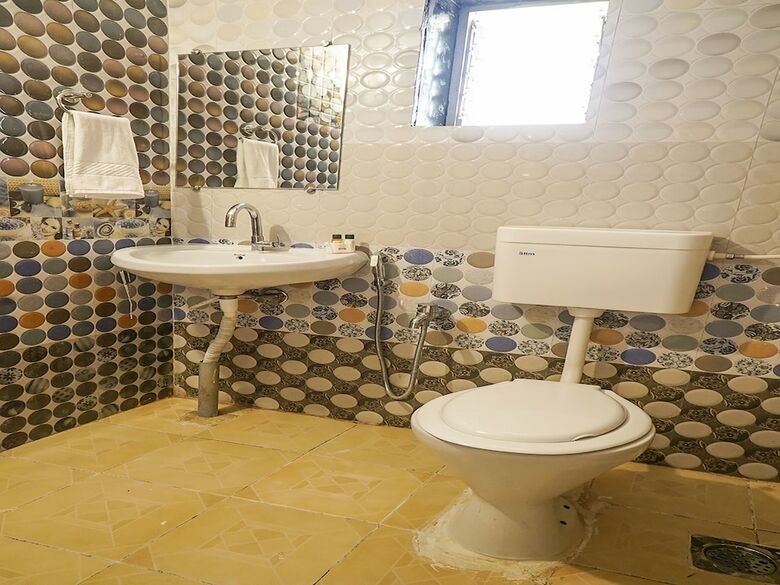 Oyo 12529 Hotel Sunrise Regency
