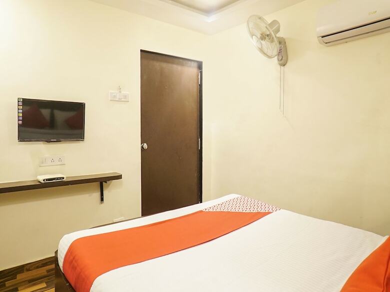 Oyo 12529 Hotel Sunrise Regency