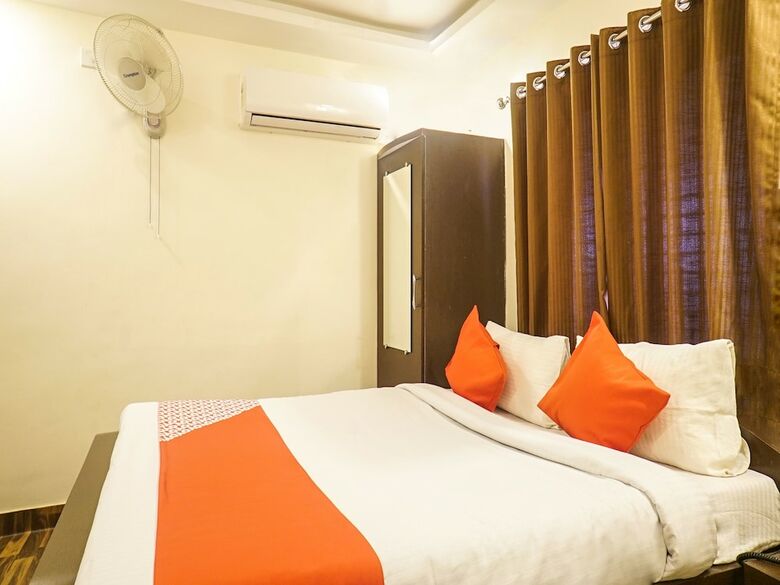 Oyo 12529 Hotel Sunrise Regency