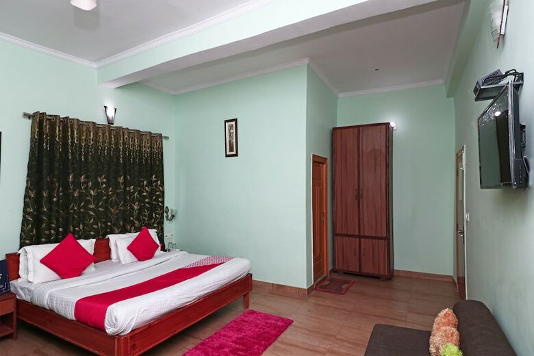 Hotel Oyo 15170 Maa Gauri Resort