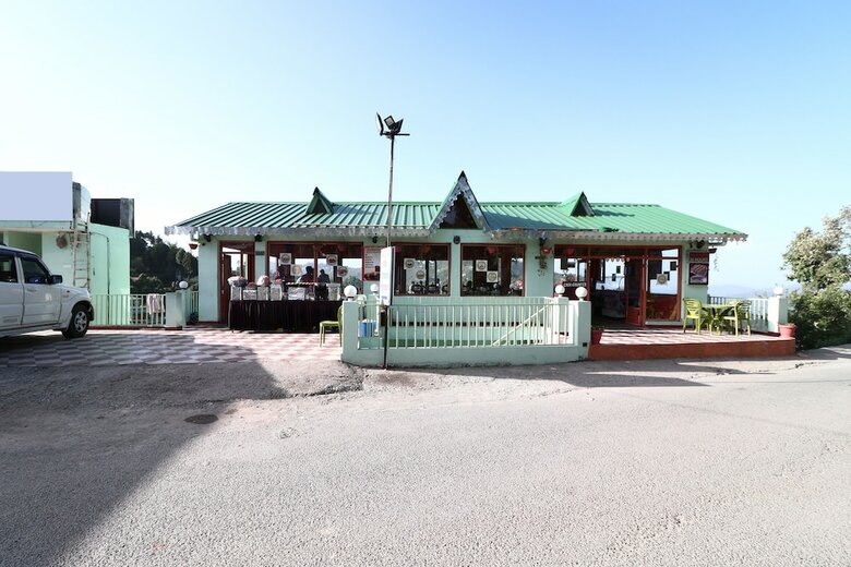 Hotel Oyo 15170 Maa Gauri Resort