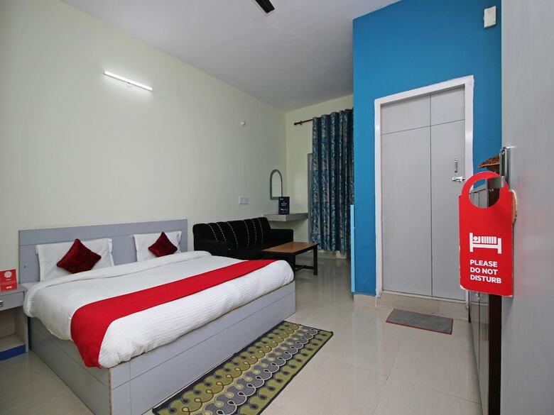 Oyo 5175 Hotel Rama Blue Point