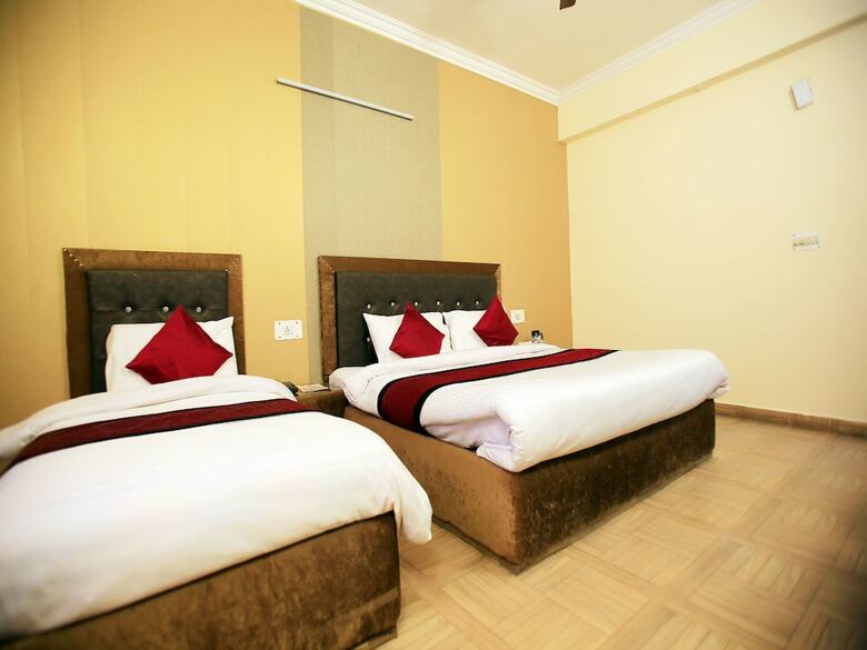 Apartamentos Oyo 13326 Gupta Palace