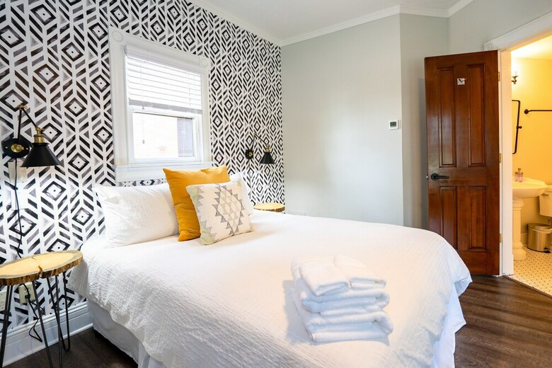 Bed & Breakfast The Curtis Park Club