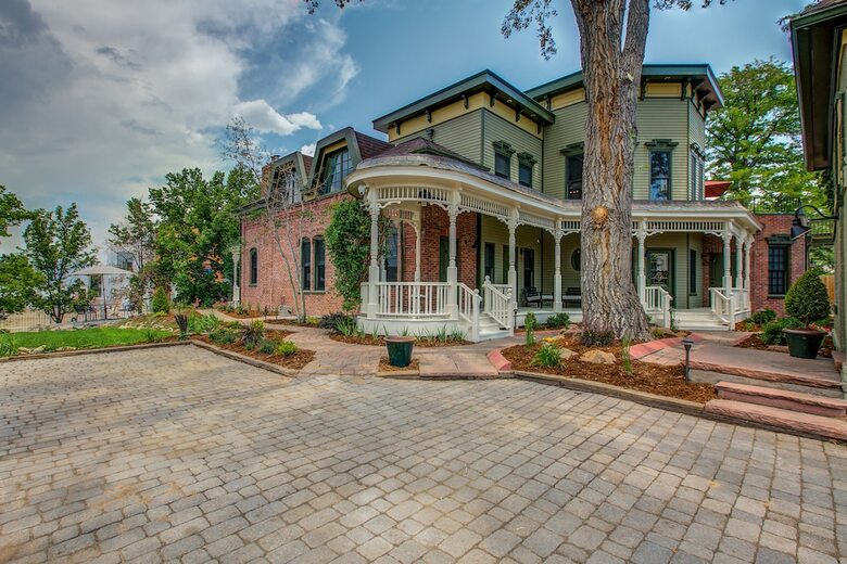 Bed & Breakfast The Curtis Park Club