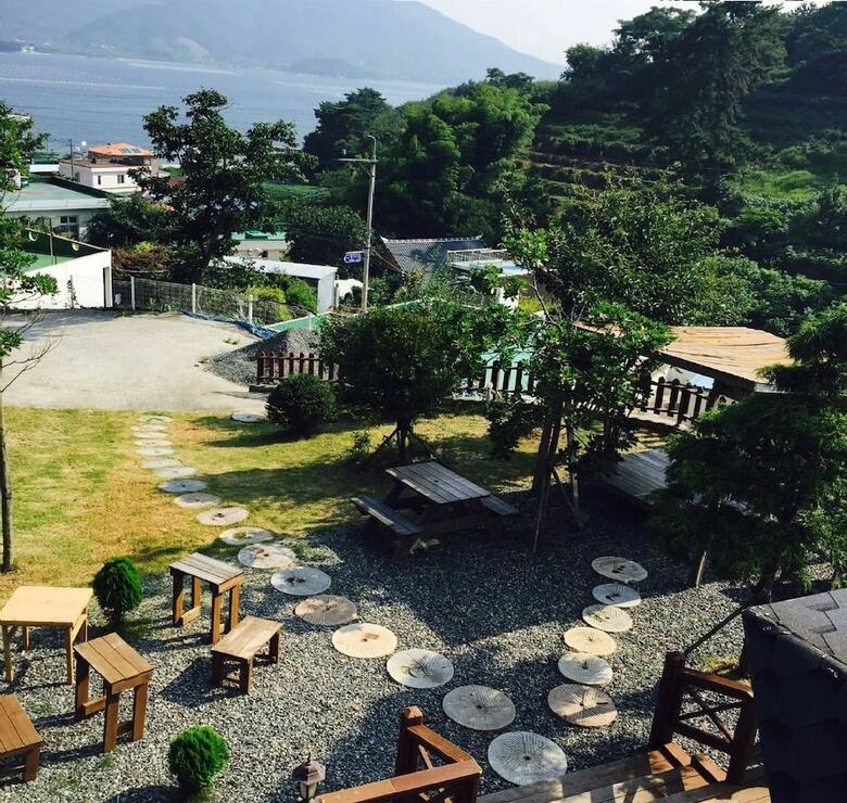 Geoje Sea Love Pension