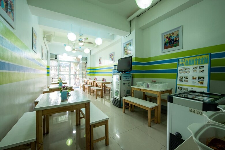 Hotel Oyo 501 Yuj Inn Pasay