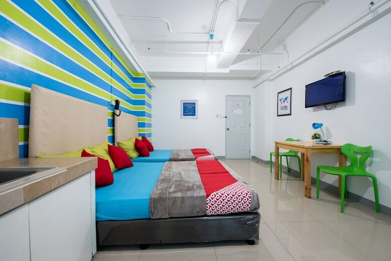 Hotel Oyo 501 Yuj Inn Pasay