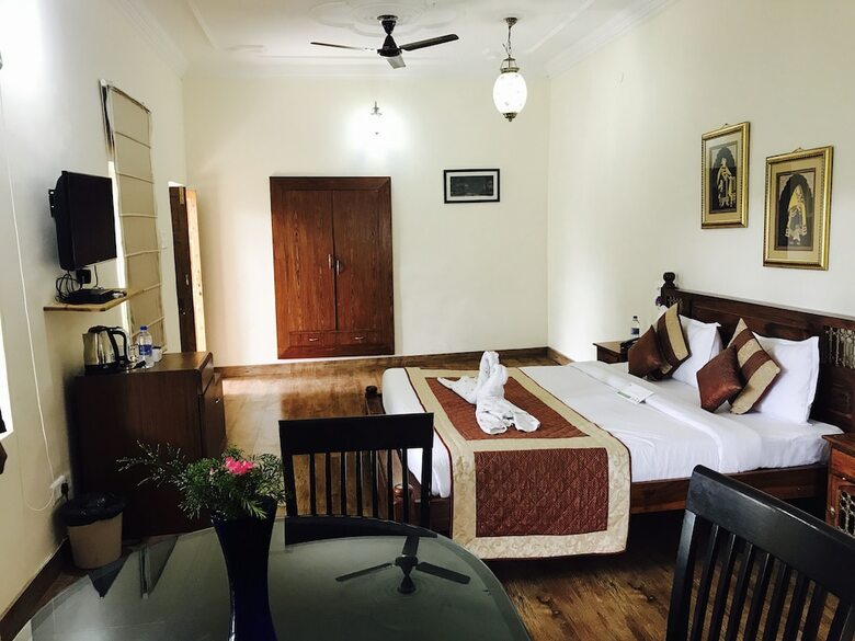 Hotel Alcor Spa Resort Kasauli