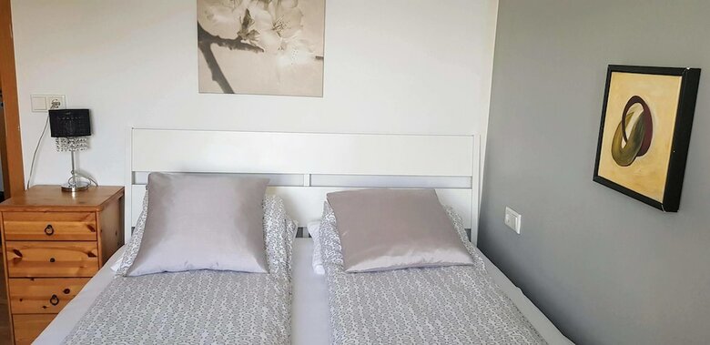 Hotel S�lger�i Guesthouse - In H�fn