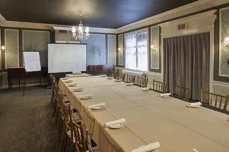 Hotel General Sutter Inn