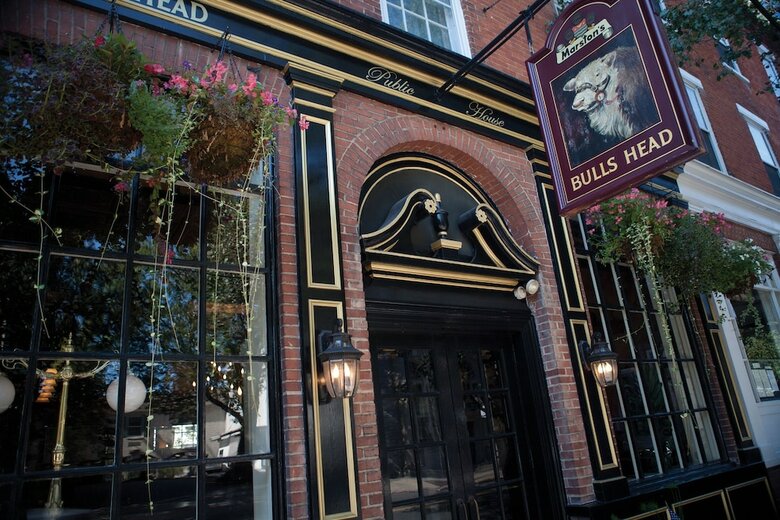 Hotel General Sutter Inn