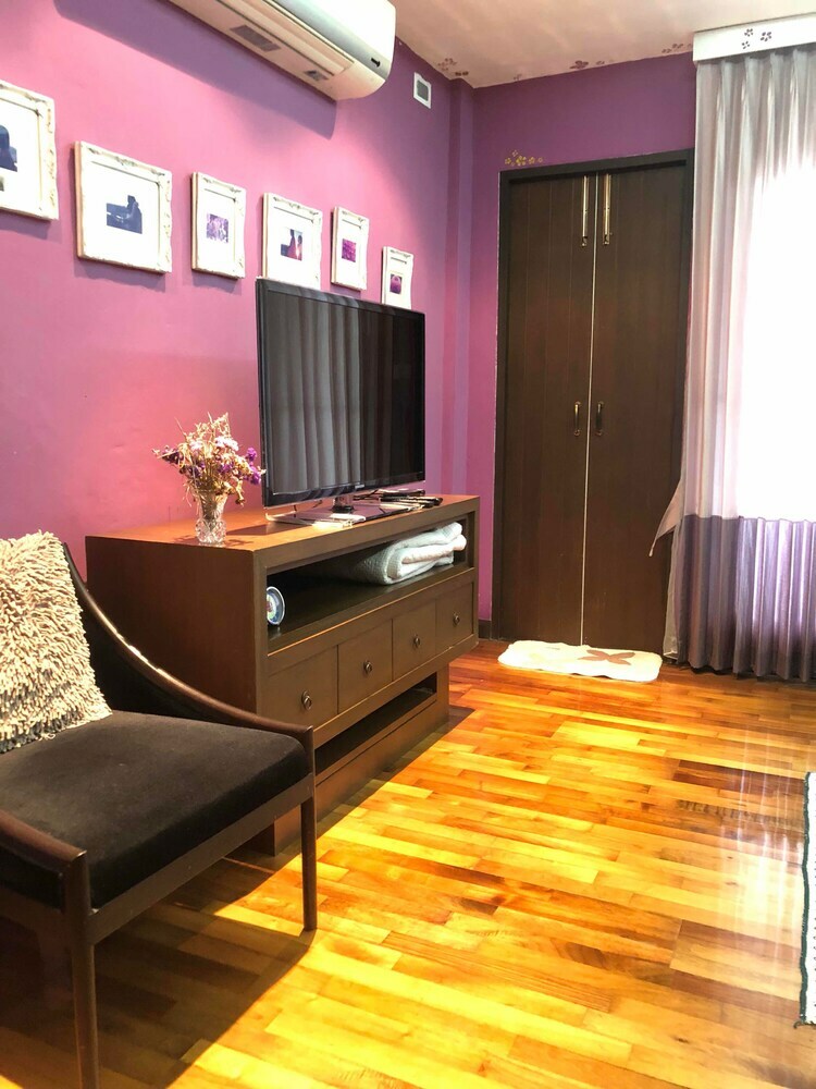 Hotel Center House