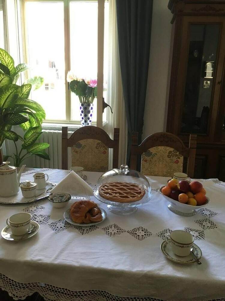 B&B Alxen�a