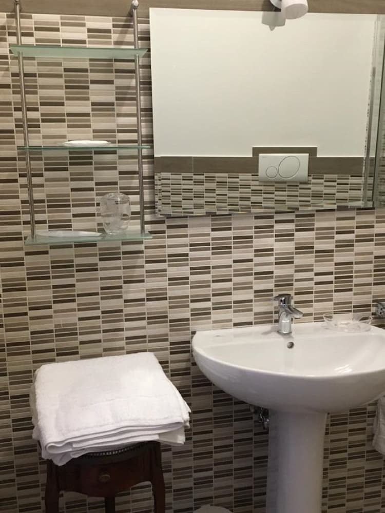 B&B Alxen�a