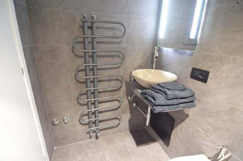 Ff B&B