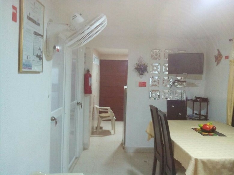 Hostal P&h Native Lodging