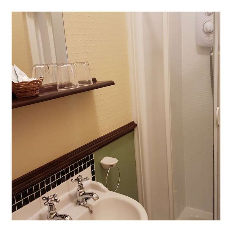 Bed & Breakfast Kenella House