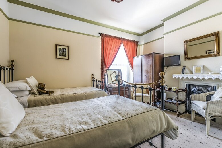 Bed & Breakfast Kenella House