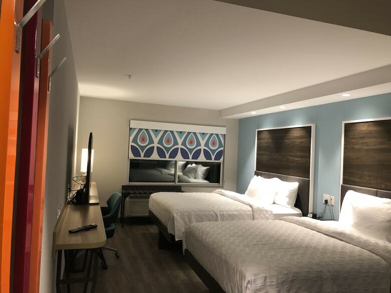 Hotel Tru By Hilton Edmonton Windermere