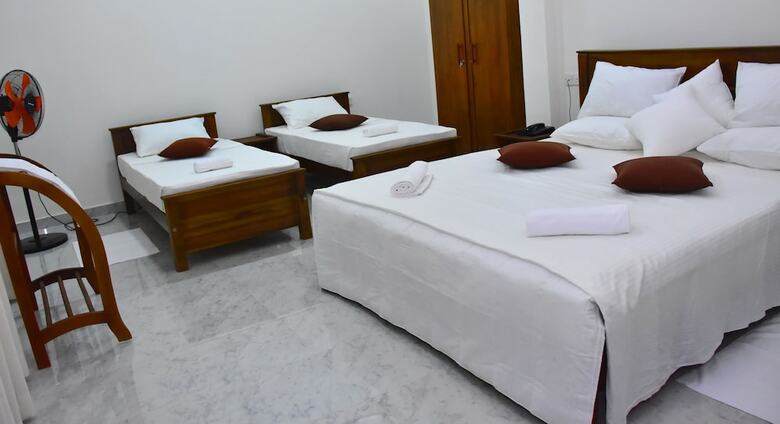 Hotel Nine Arch Holiday Resort