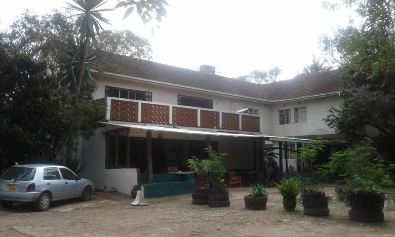 Karen Camp Hotel