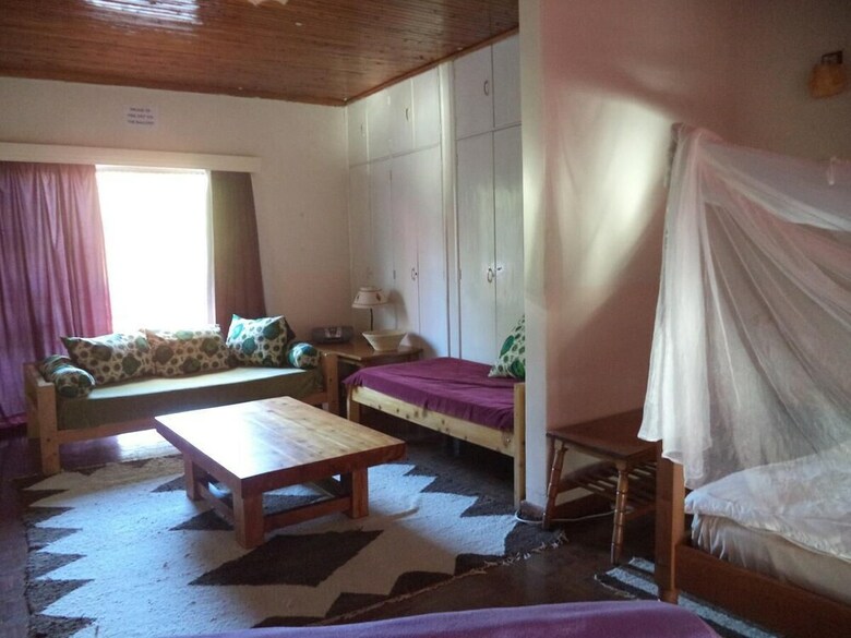 Karen Camp Hotel