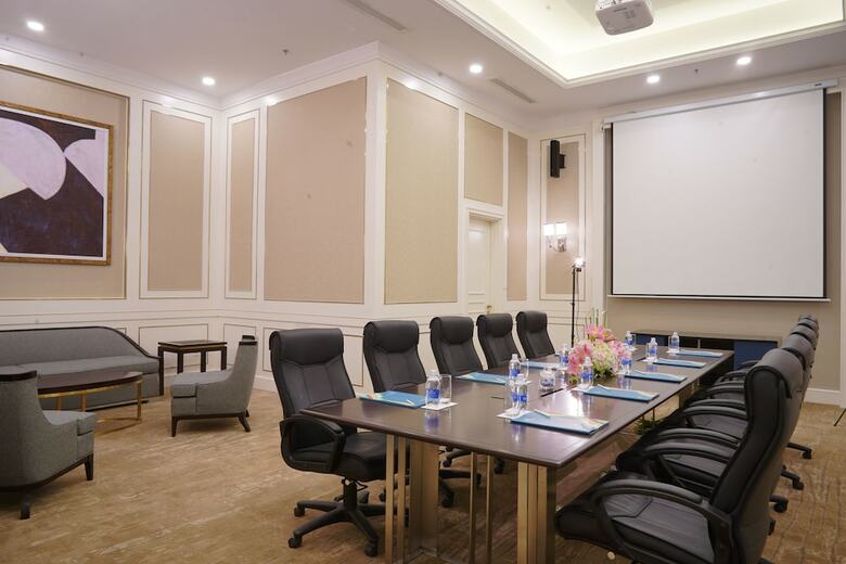 Hotel Vinpearl Condotel Beachfront Nha Trang