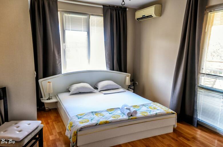 Dom Mladenovi Bed And Breakfast