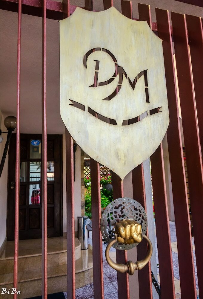 Dom Mladenovi Bed And Breakfast