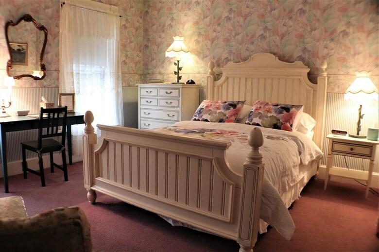 50 Lincoln Short North Bed And Breakfast