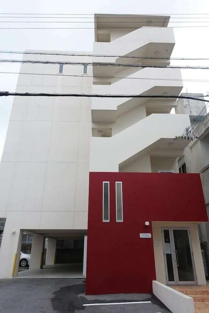 Apartamentos Mr. Kinjo Satomo In Ginowan