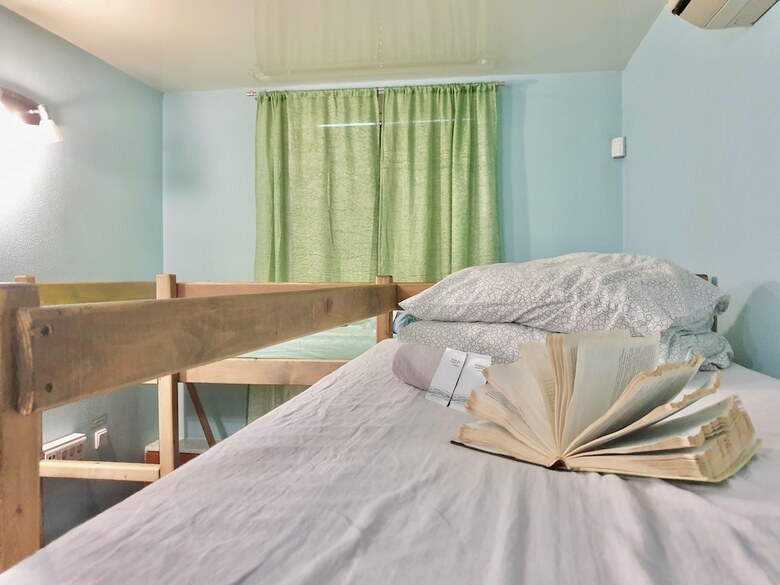 Hostal Come2us Fontanka 127