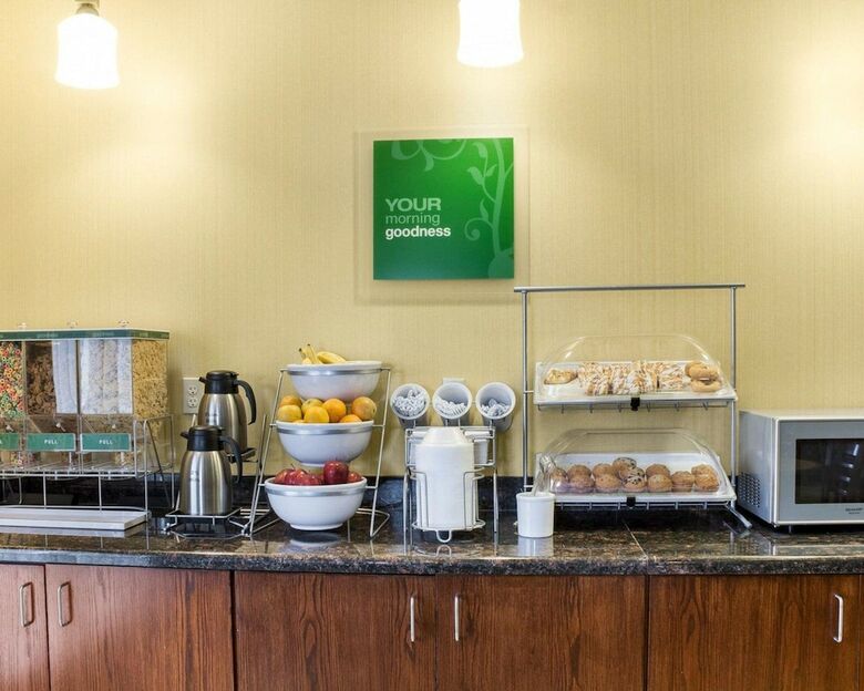 Hotel Comfort Suites