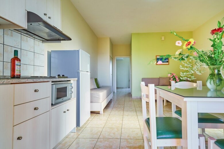 Hotel Nanakis Beach Apartments