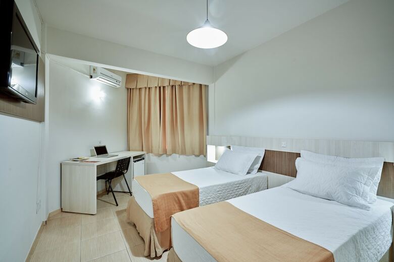 Harbor Quer�ncia Hotel