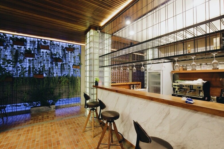 Laekhon Nonbai Hotel