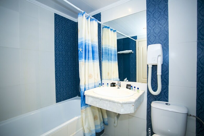 Hotel Chaika Beach Resort