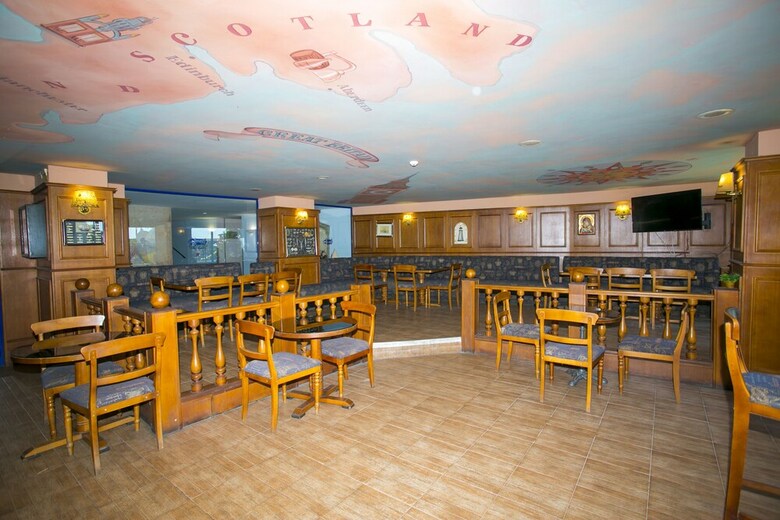Hotel Chaika Beach Resort