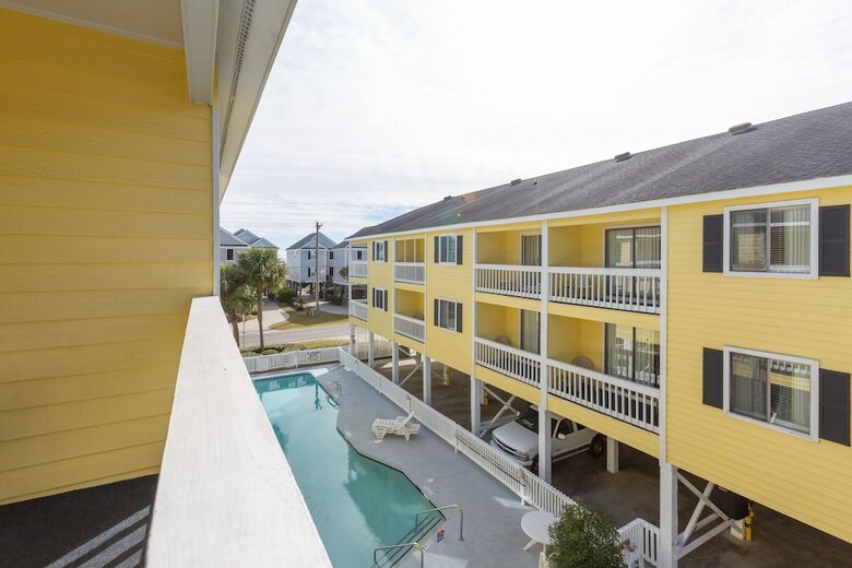 Sandy Shores III By Capital Vacations