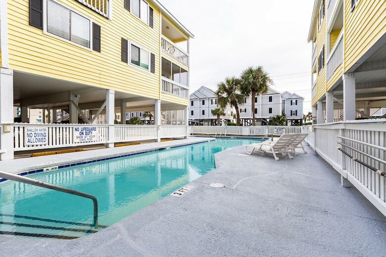 Sandy Shores III By Capital Vacations