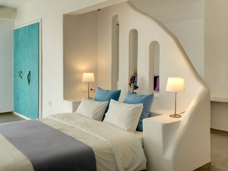 Aloni Hotel