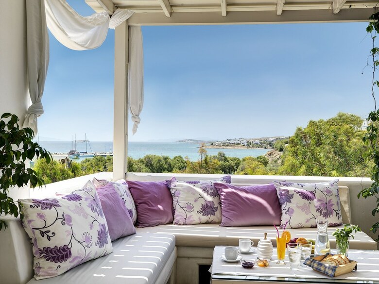 Aloni Hotel
