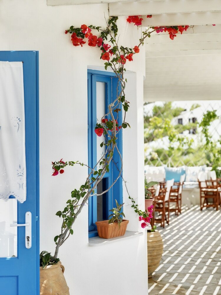 Aloni Hotel
