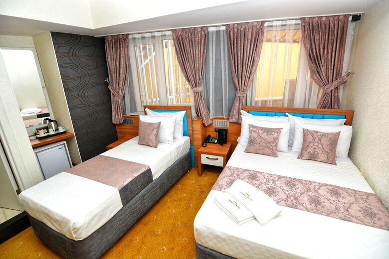 Hotel Grand Sah Otel