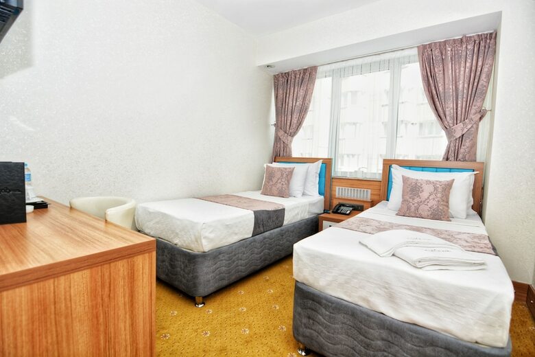 Hotel Grand Sah Otel