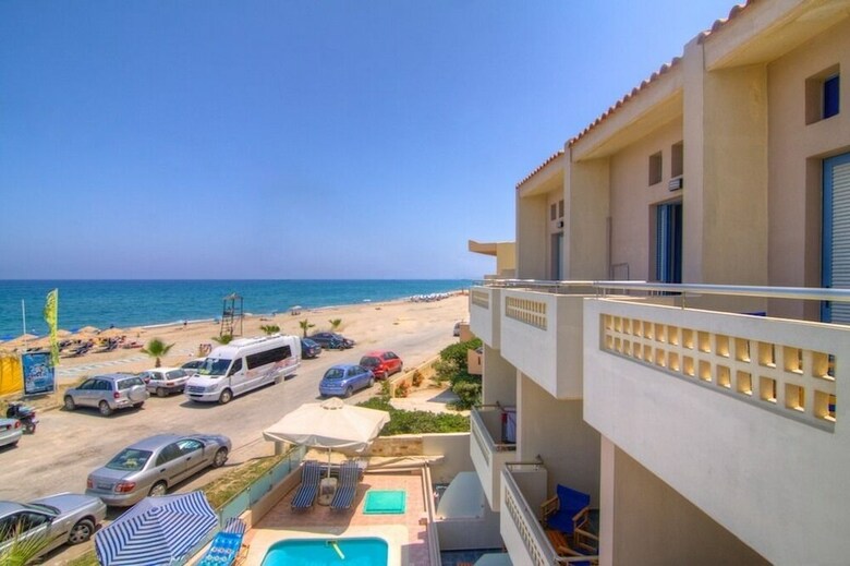 Hotel Esperia Beach Apartments & Suites