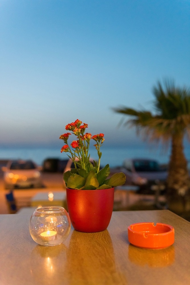 Hotel Esperia Beach Apartments & Suites
