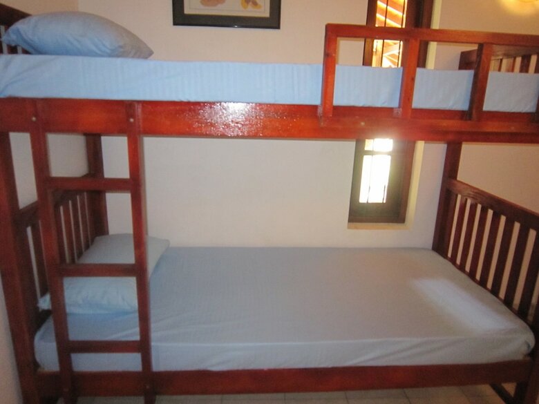 Hostal Ceylon Hostel - Colombo Int Airport